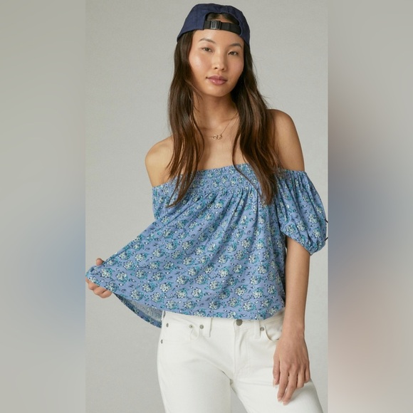 Lucky Brand Blue Floral Smocked shirt, Medium - Picture 2 of 8